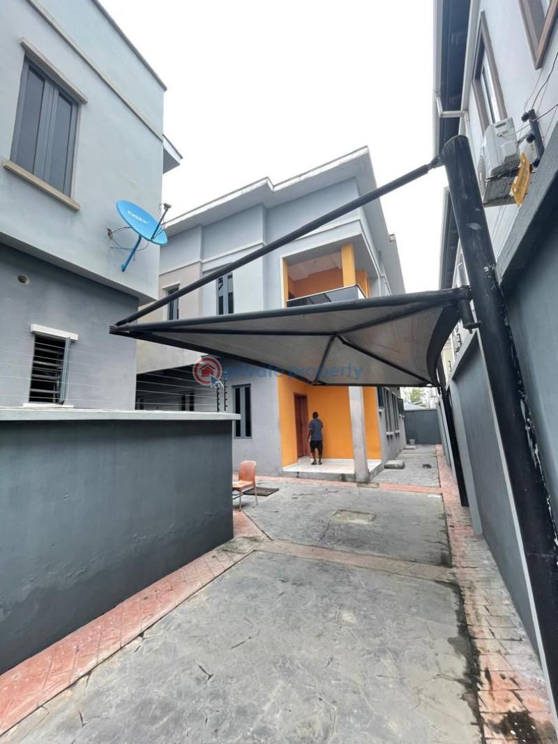 4 bedroom Semi detached Duplex For Sale Chevron Drive Lekki Lagos - 4