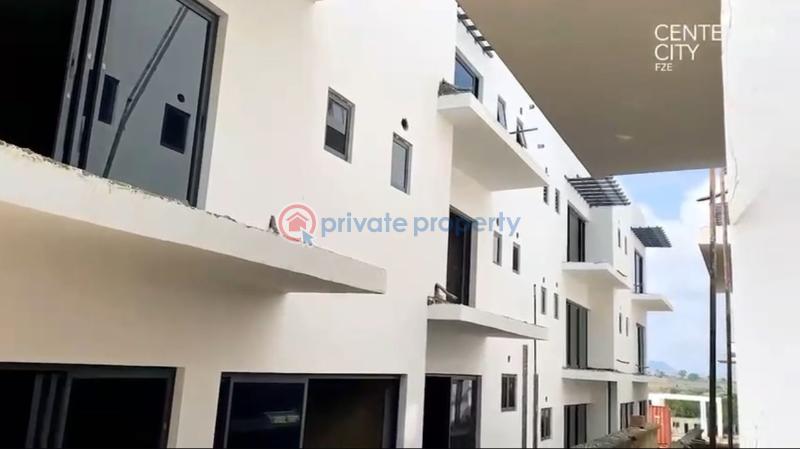 4 bedroom Semi detached Duplex For Sale Centenary City / Mordern City / Abuja Abuja Phase 2  - 6