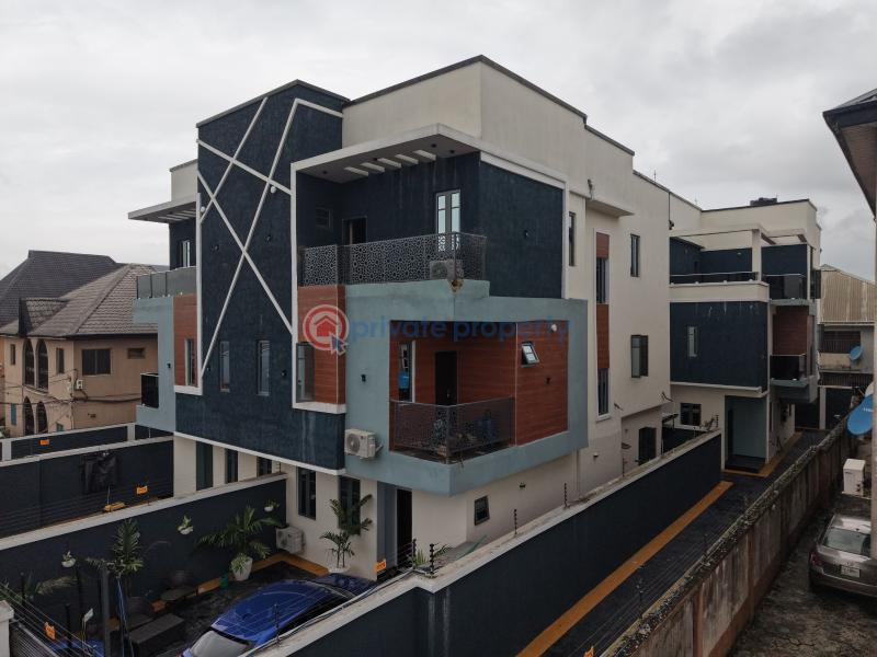 4 bedroom Flat & Apartment For Sale Gbagada Lagos - 12