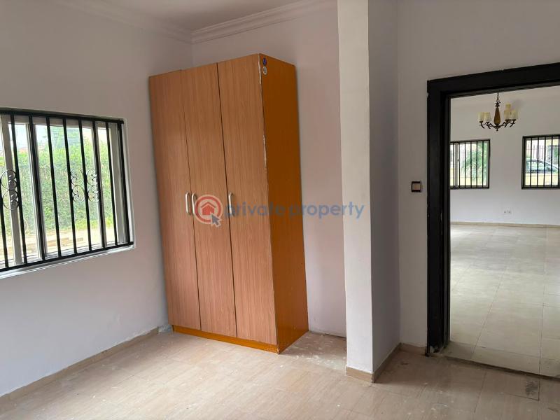 4 bedroom Semi detached Duplex For Rent Lafiaji Lekki Lagos - 5