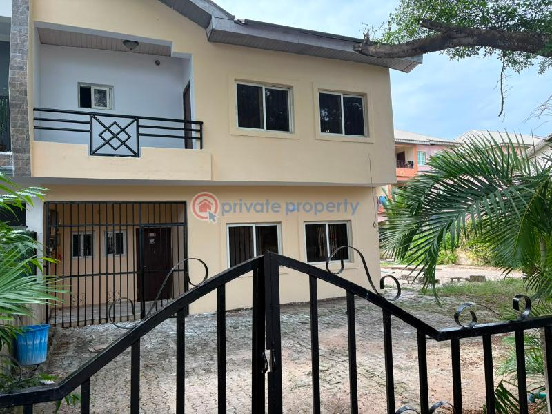 4 bedroom Semi detached Duplex For Rent Lafiaji Lekki Lagos - 1