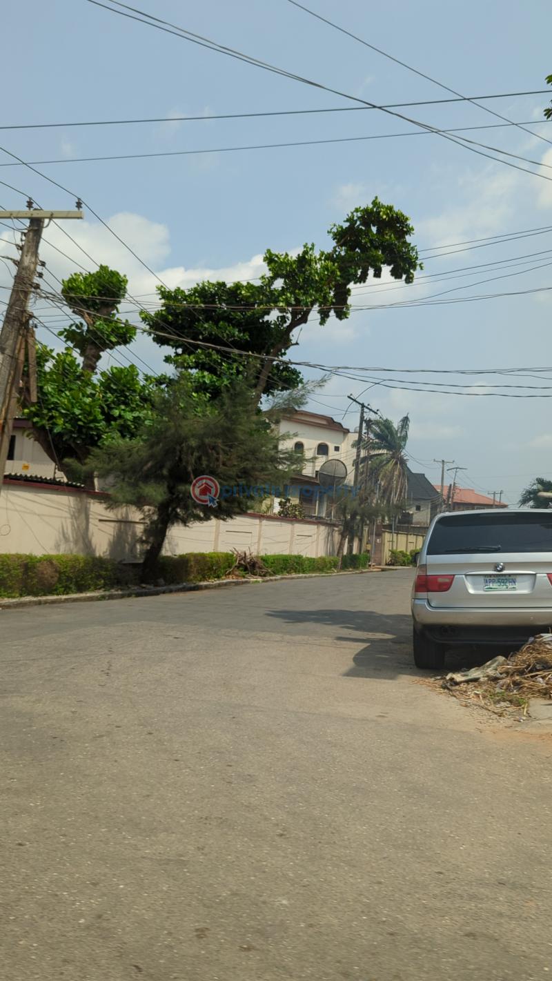 4 bedroom Semi detached Duplex For Sale Opebi Round About, Ikeja Computer Village, Muritala Muhamned Airport. Allen Avenue Ikeja Lagos - 5