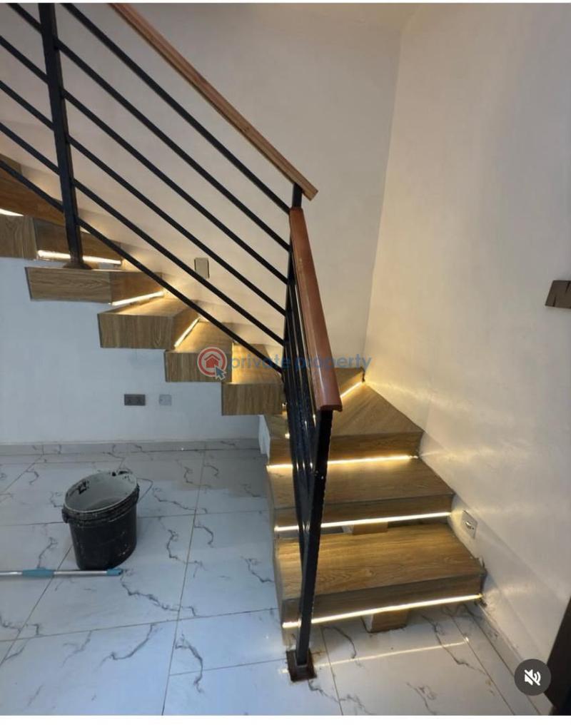 4 bedroom Semi detached Duplex For Sale Command Road Baruwa Ipaja Lagos - 3