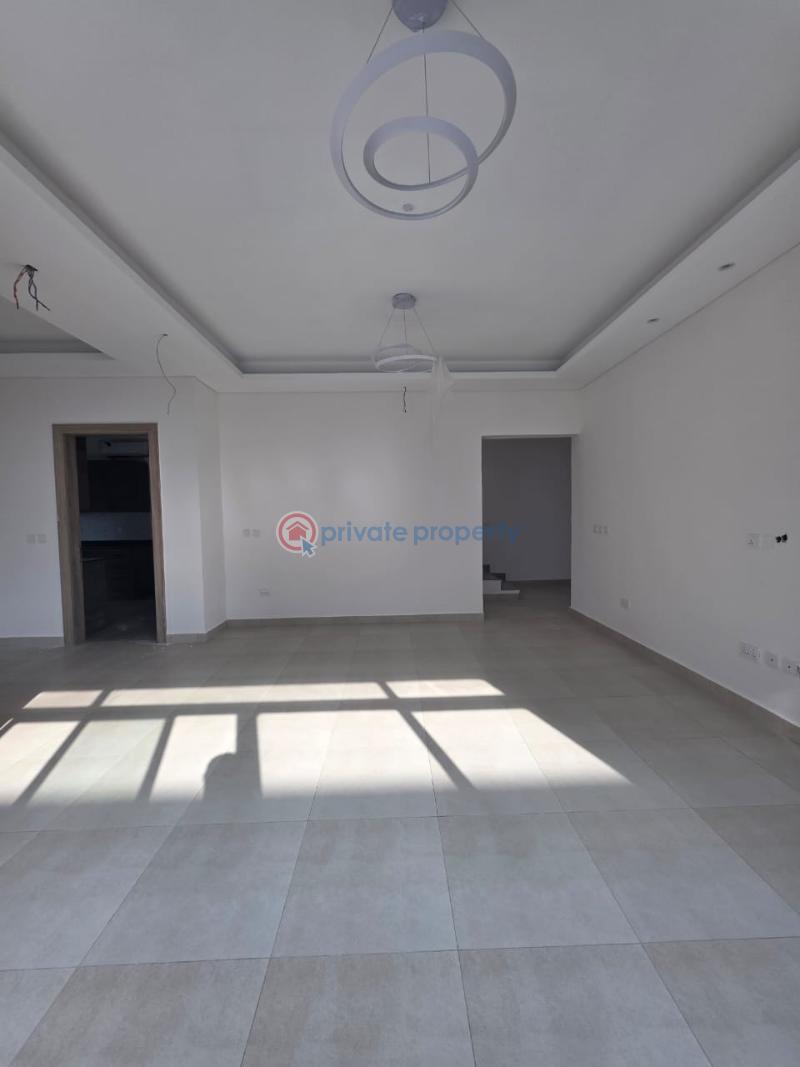 4 bedroom Semi detached Duplex For Sale Maiyegun Beach Estate Jakande Lekki Lagos - 9