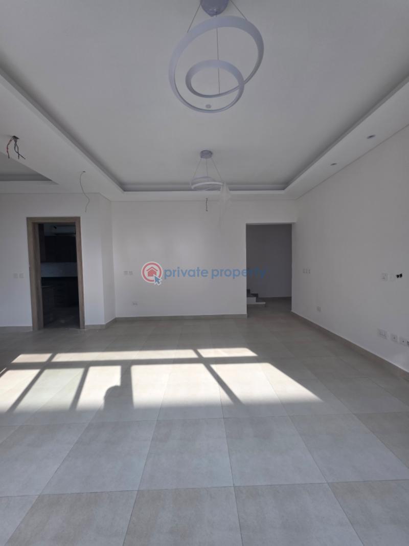Luxury 4 bedroom semi-detached duplex in a beautiful estate - 3 4 bedroom House For Sale Maiyegun Beach Estate Jakande Lekki Phase 1 Lagos - 3
