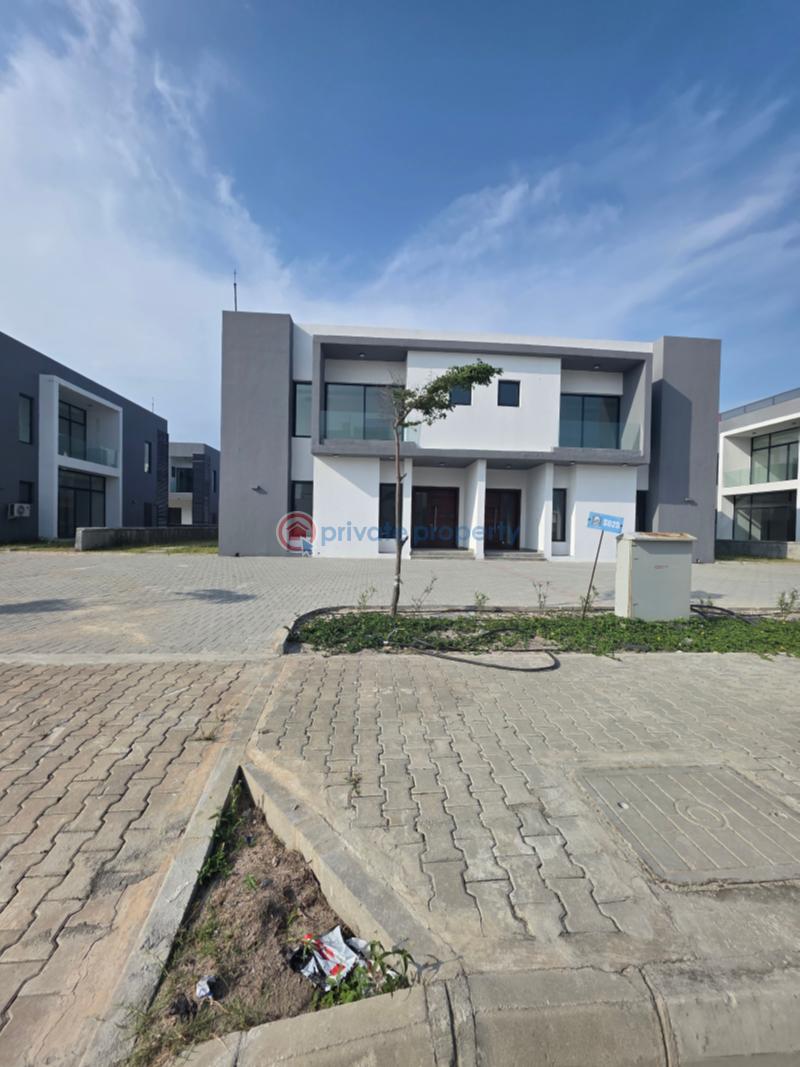 4 bedroom House For Sale Maiyegun Beach Estate Jakande Lekki Phase 1 Lagos - 0