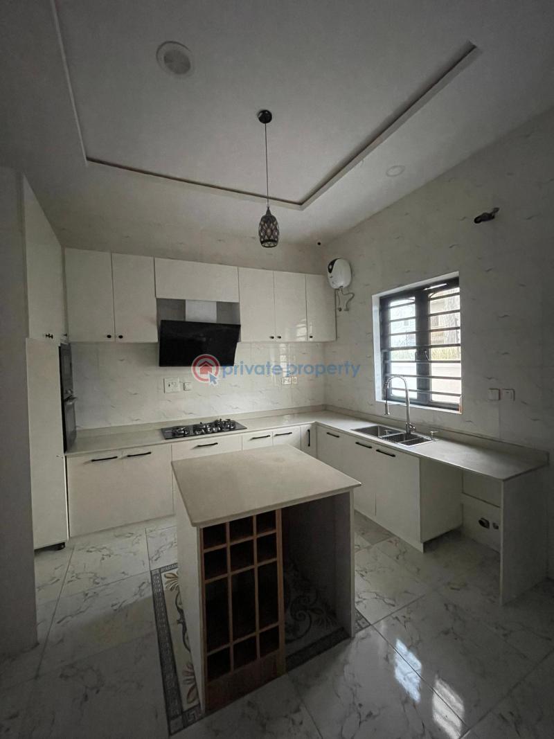 4 bedroom Semi detached Duplex For Sale Chevron Drive Lekki Lagos - 2