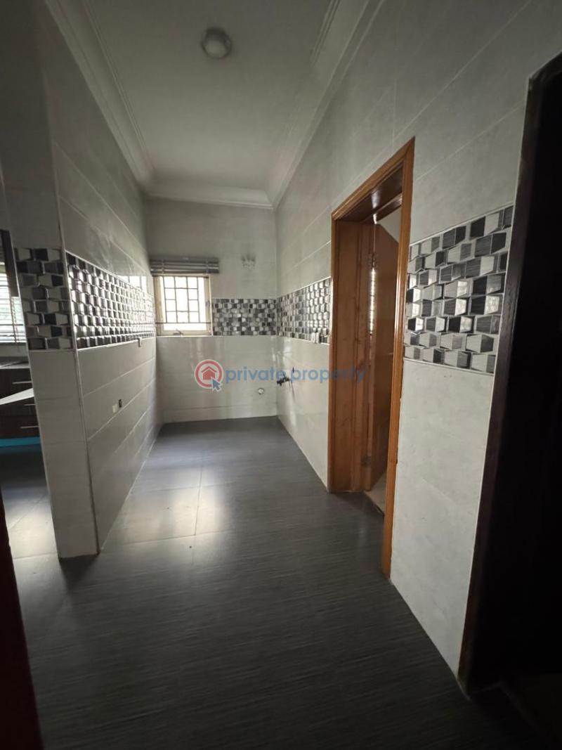 4 bedroom Semi detached Duplex For Sale Banana Island Ikoyi Lagos - 6