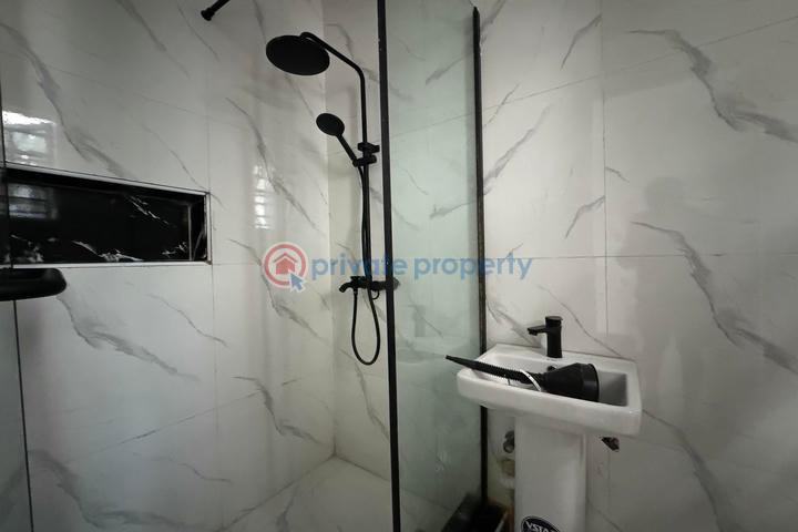 Luxury 4 bedroom semi-detached duplex with boys quarter - 10 4 bedroom Detached Duplex For Sale Lekki Lagos - 10