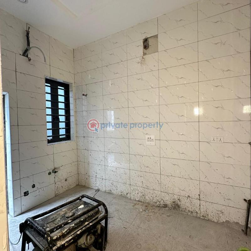 4 bedroom Semi detached Duplex For Sale Lbs Lekki Phase 2 Lagos - 15