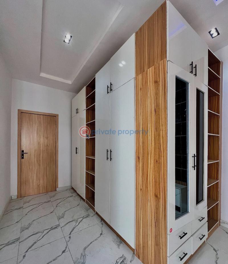 4 bedroom Semi detached Duplex For Sale Secure Estate At Ajah Lekki Ajah Lagos - 12