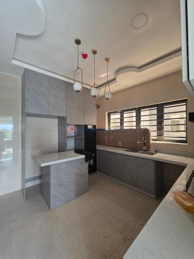 4 bedroom Semi detached Duplex For Sale Alaka Estate Surulere Lagos - 2