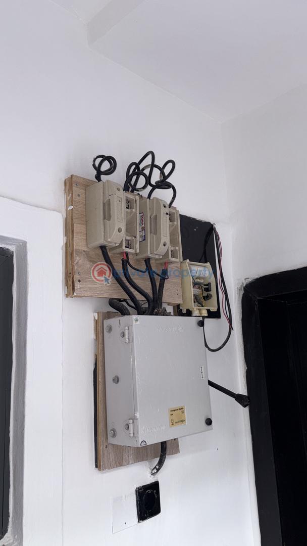 House For Sale Location: Purple Gate Estate, Oluyole, Ibadan Oluyole Estate Ibadan Oyo - 7