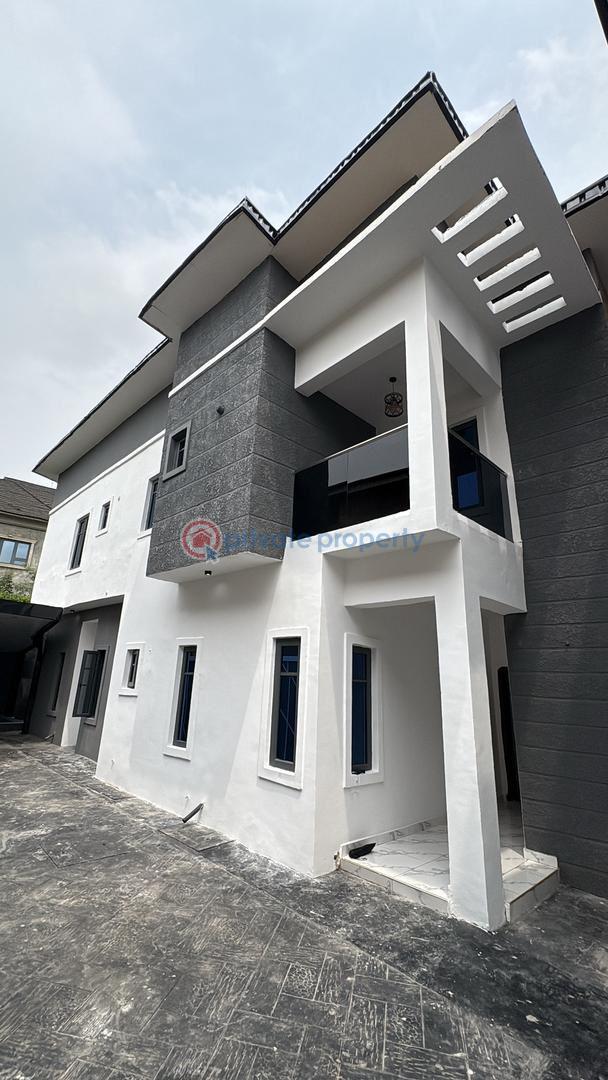 House For Sale Location: Purple Gate Estate, Oluyole, Ibadan Oluyole Estate Ibadan Oyo - 0