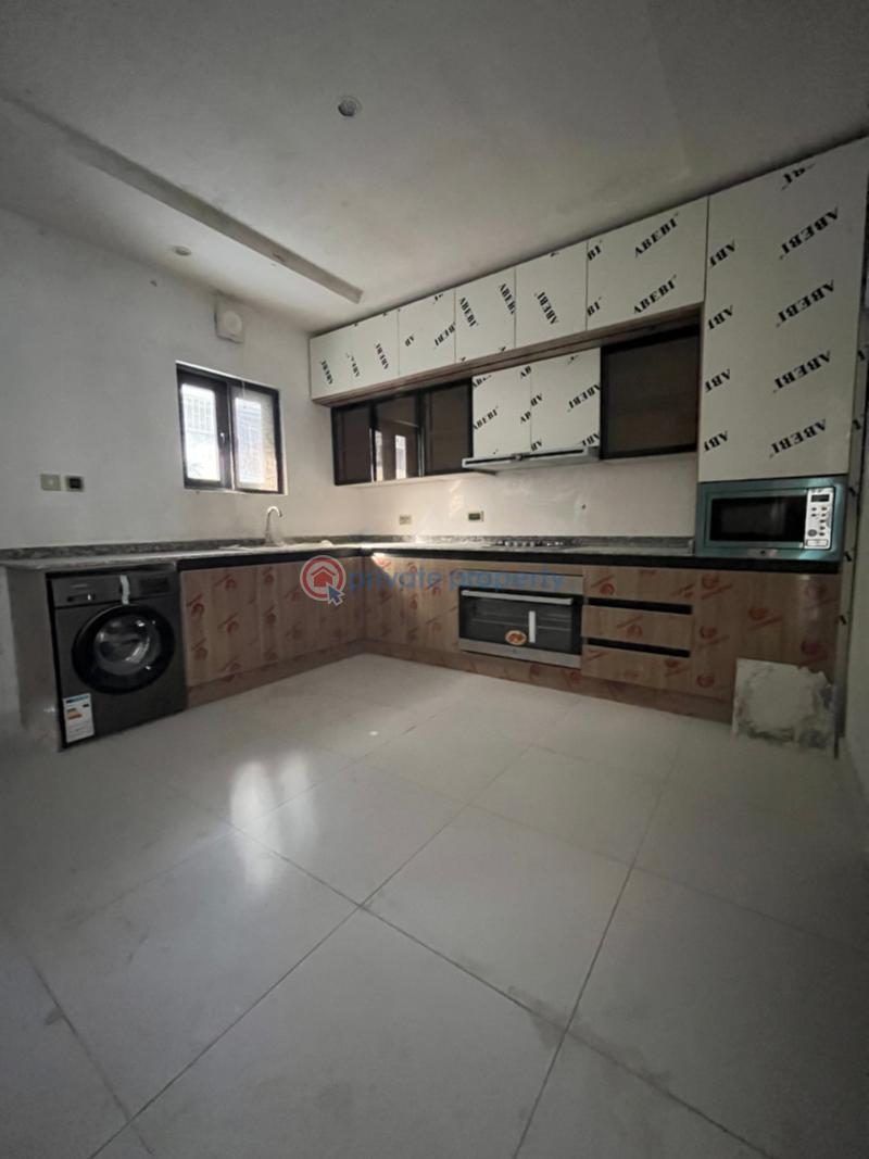 4 bedroom Semi detached Duplex For Sale Falomo Square/roundabout Ikoyi Lagos - 5
