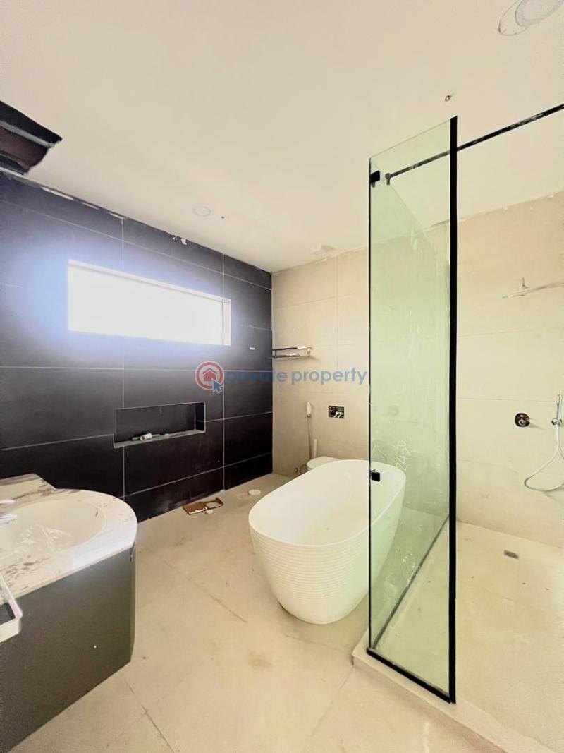 4 bedroom Semi detached Duplex For Sale Banana Island Ikoyi Lagos - 3