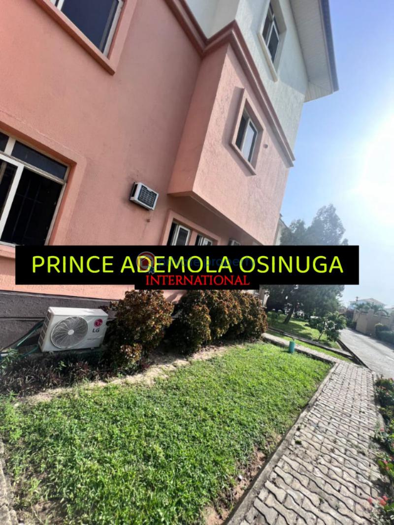 4 bedroom Semi detached Duplex For Sale Banana Island Ikoyi Lagos - 2