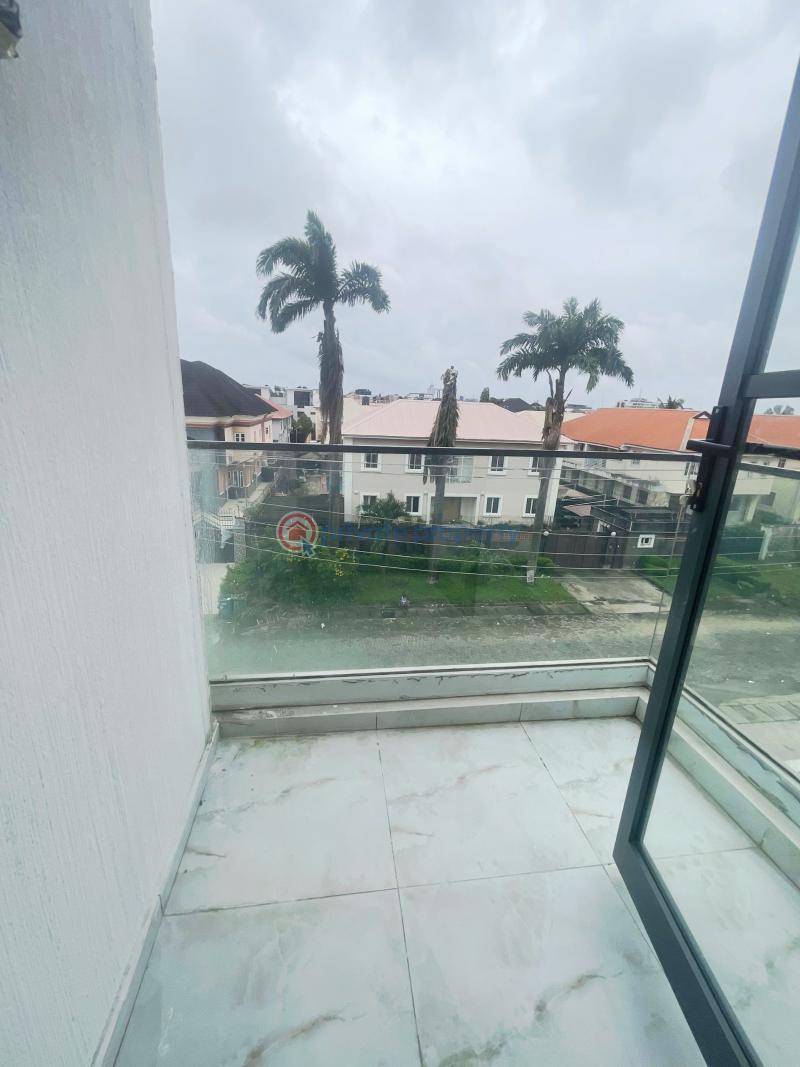 4 bedroom Semi detached Duplex For Sale Lekki Phase 1 Lagos - 7