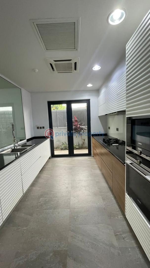 4 bedroom Semi detached Duplex For Rent Old Ikoyi Lagos - 3