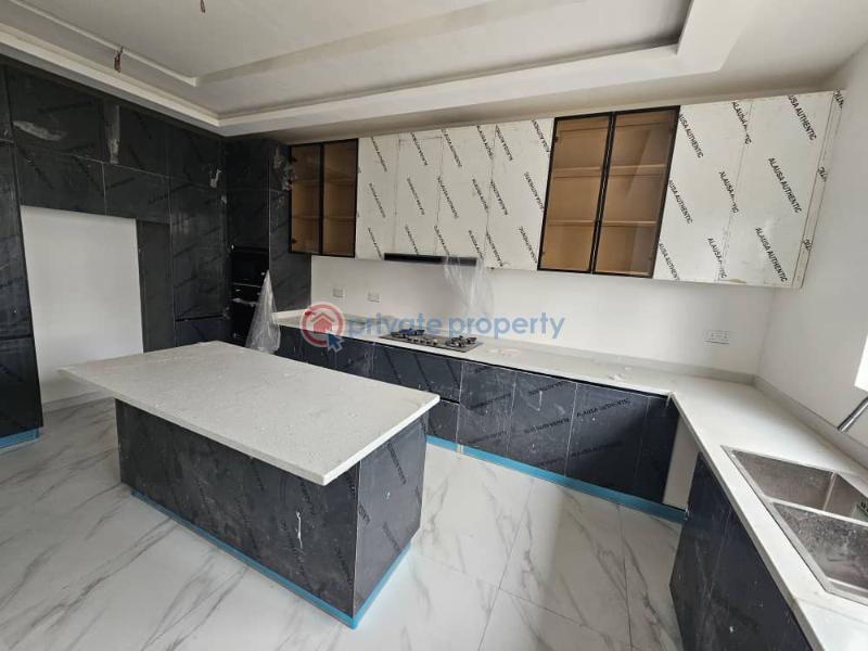 4 bedroom Semi detached Duplex For Sale In An Estate Inside Ikoyi Ikoyi Lagos - 9