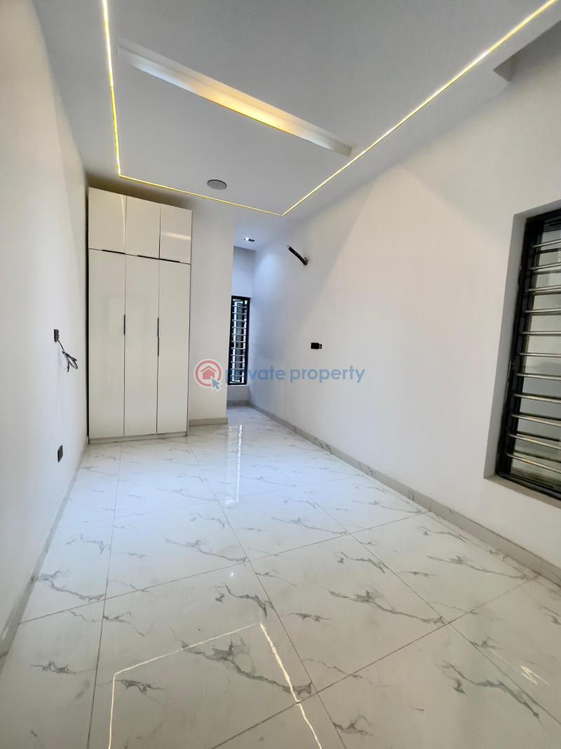 4 bedroom Terraced Duplex For Sale Osapa Lekki Lagos - 35