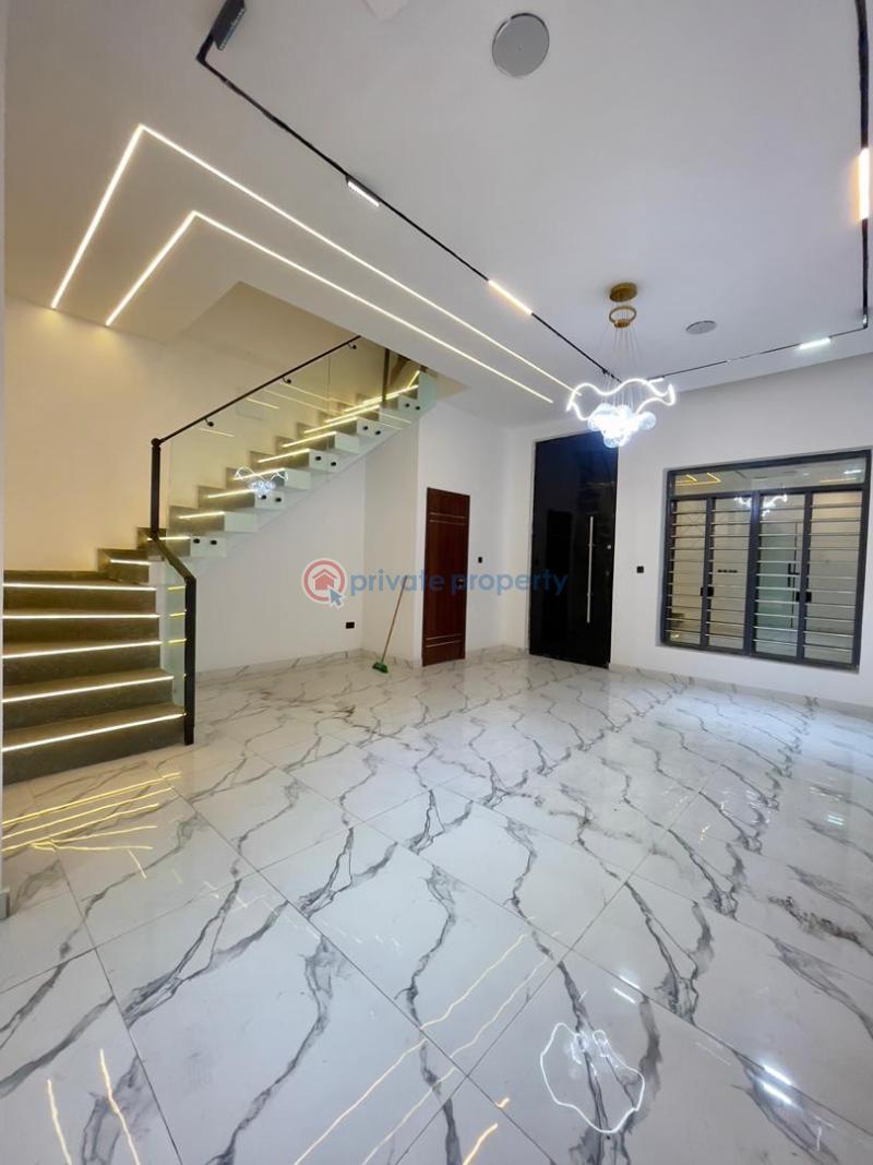 4 bedroom Terraced Duplex For Sale Osapa Lekki Lagos - 27