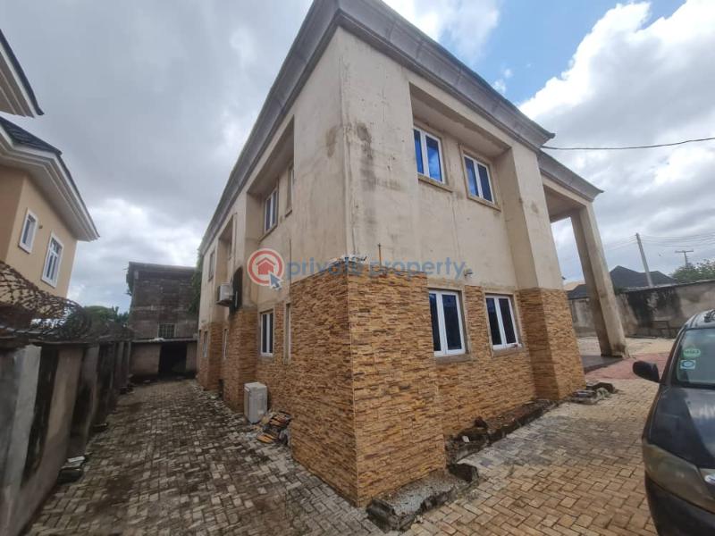 4 bedroom Duplex For Sale Akpati Close Golf Estate Phase 1 Gra Enugu Opposite Tradefair Complex Enugu Suburb Enugu Area  - 2