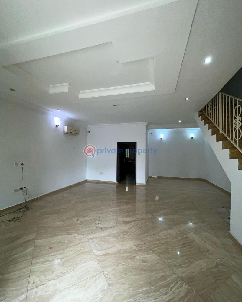 4 bedroom Terraced Duplex For Sale Mojisola Onikoyi Estate Lagos - 1