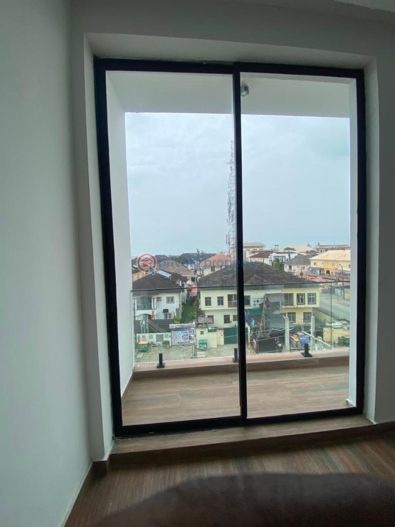 4 bedroom Terraced Duplex For Sale Chevron Drive Lekki Lagos - 14
