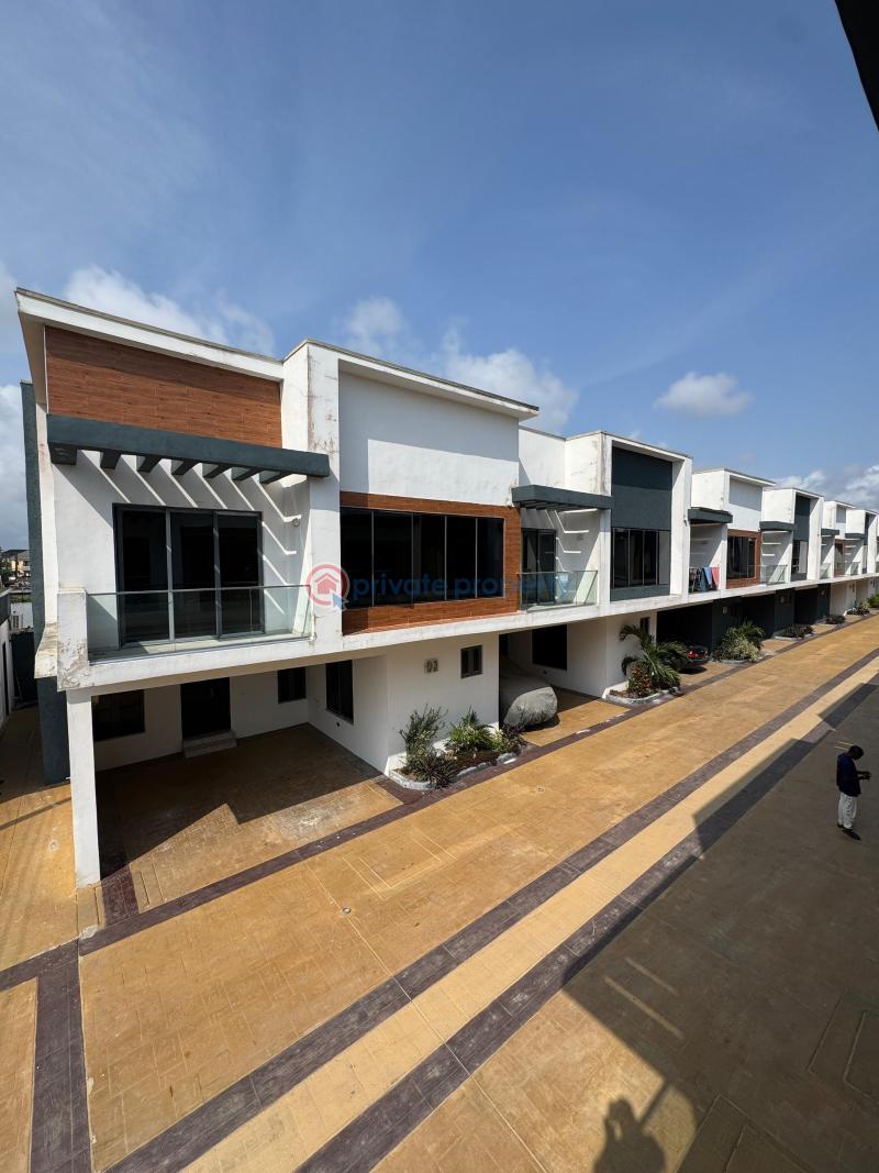 Luxury 4 bedroom terrace duplex - 11 4 bedroom Terraced Duplex For Sale Ogombo Ajah Lagos - 11