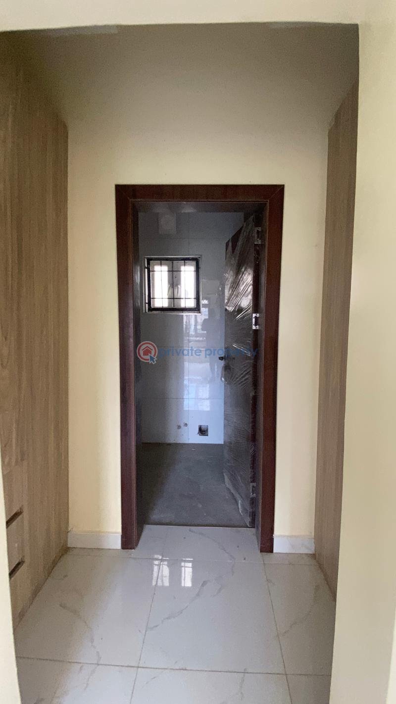 Luxury 4 bedroom terrace duplex + bq | guzape - 8 4 bedroom Terraced Duplex For Sale Guzape Abuja Phase 1  - 8