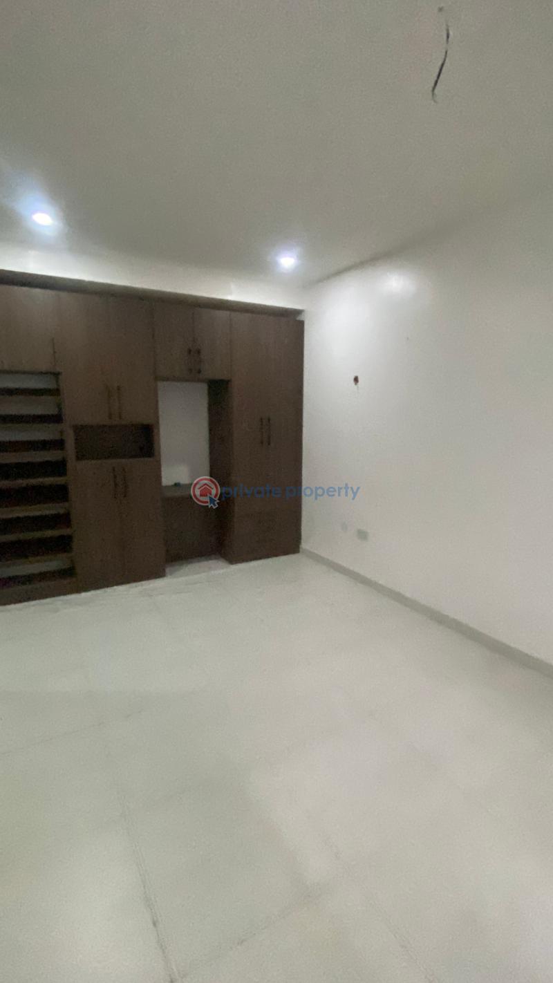 4 bedroom Terraced Duplex For Rent Guzape Abuja Phase 1  - 4