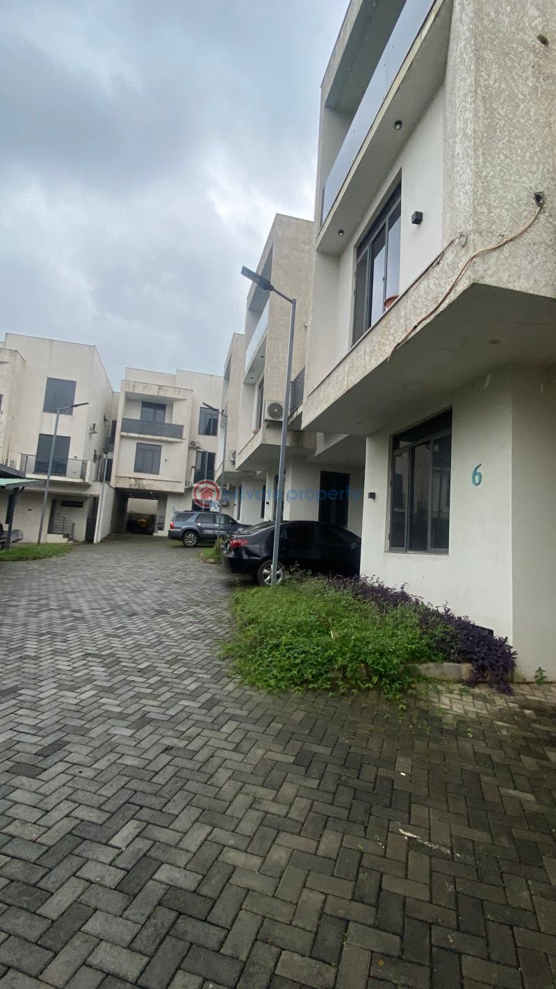 4 bedroom Terraced Duplex For Rent Guzape Abuja Phase 1  - 0