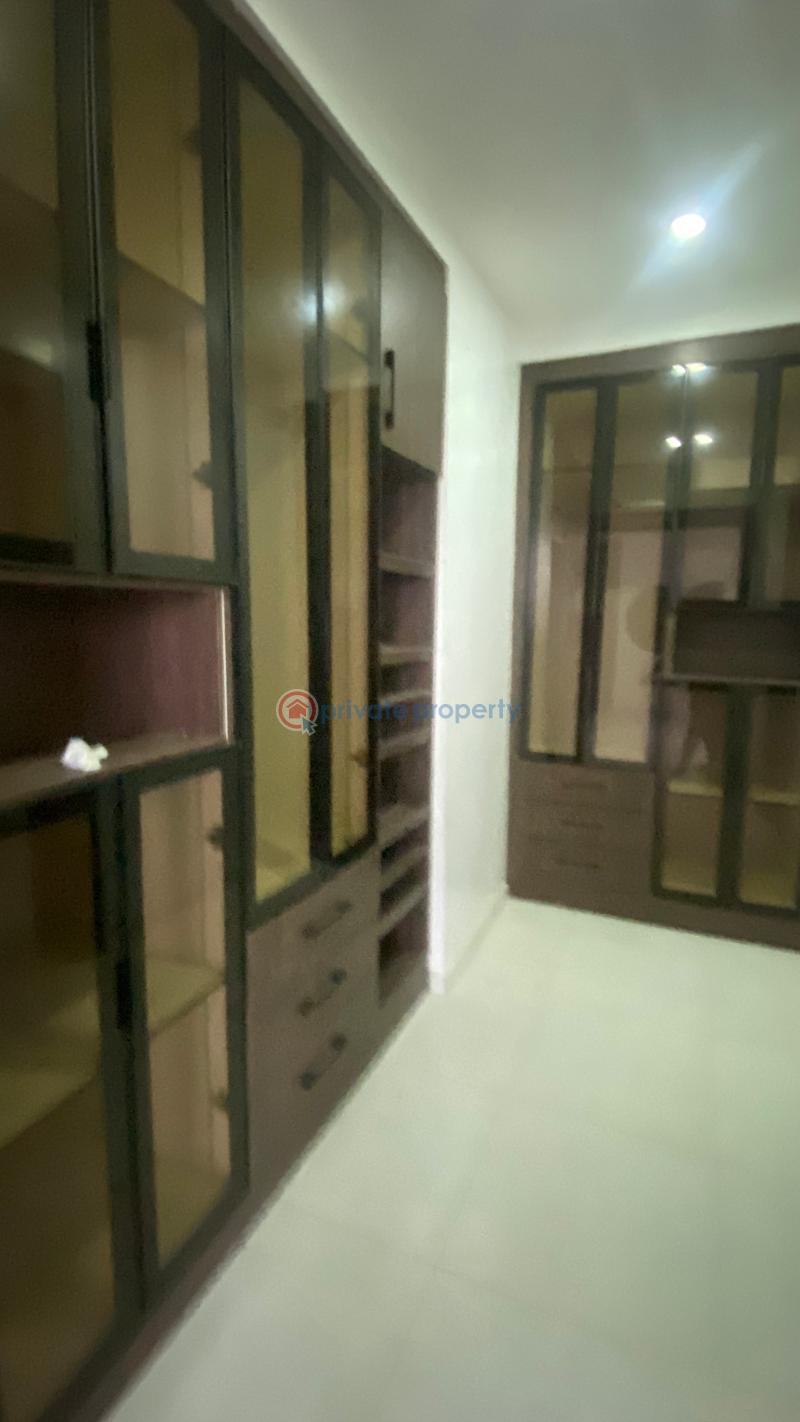 4 bedroom Terraced Duplex For Rent Guzape Abuja Phase 1  - 10