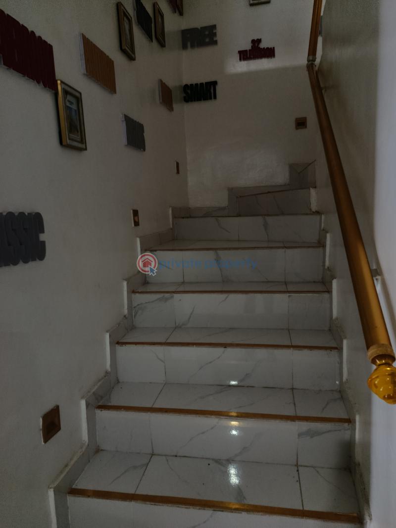 4 bedroom Terrace For Sale Opposite Cooplag, Orchid Road. Lekki Lagos - 4