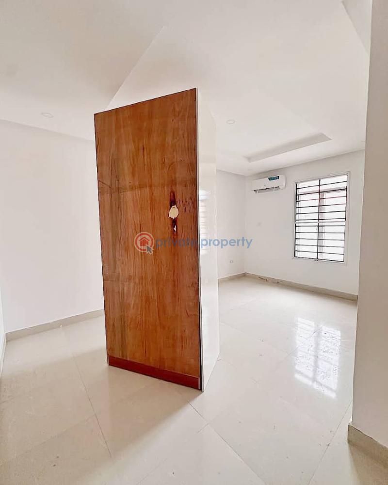 Luxury 4-bedroom terrace duplex with 2 bqs - 13 4 bedroom Detached Duplex For Rent Lekki Phase 1 Lagos - 13