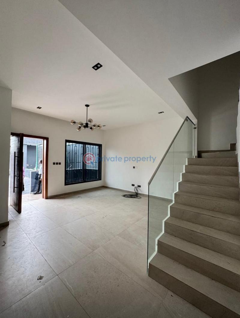 4 bedroom Terraced Duplex For Sale Magodo Phase 2 Magodo Kosofe/Ikosi Lagos - 2