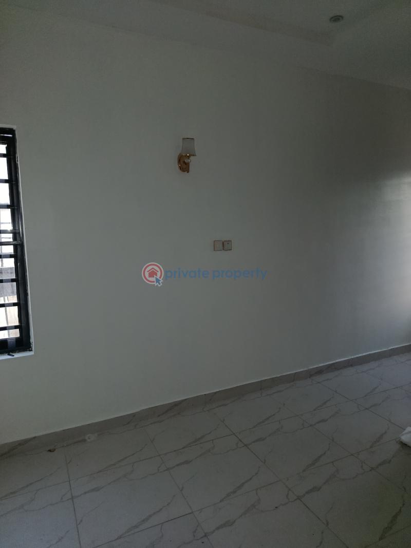 4 bedroom Terrace For Sale Opposite Cooplag, Orchid Road, Lekki. Lekki Lagos - 10