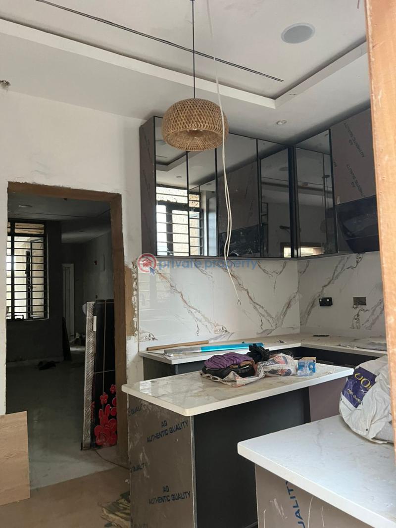 4 bedroom House For Sale Ogudu GRA Lagos - 2