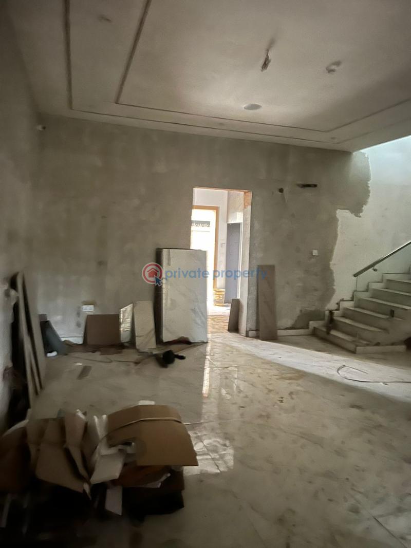 4 bedroom House For Sale Ogudu GRA Lagos - 9
