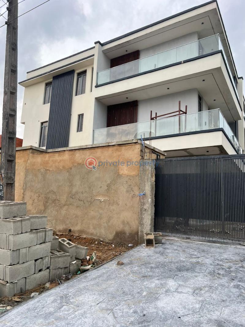 4 bedroom House For Sale Ogudu GRA Lagos - 0
