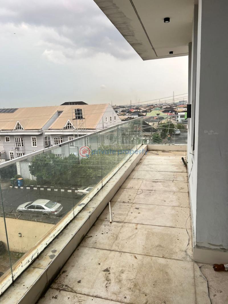 4 bedroom House For Sale Ogudu GRA Lagos - 10