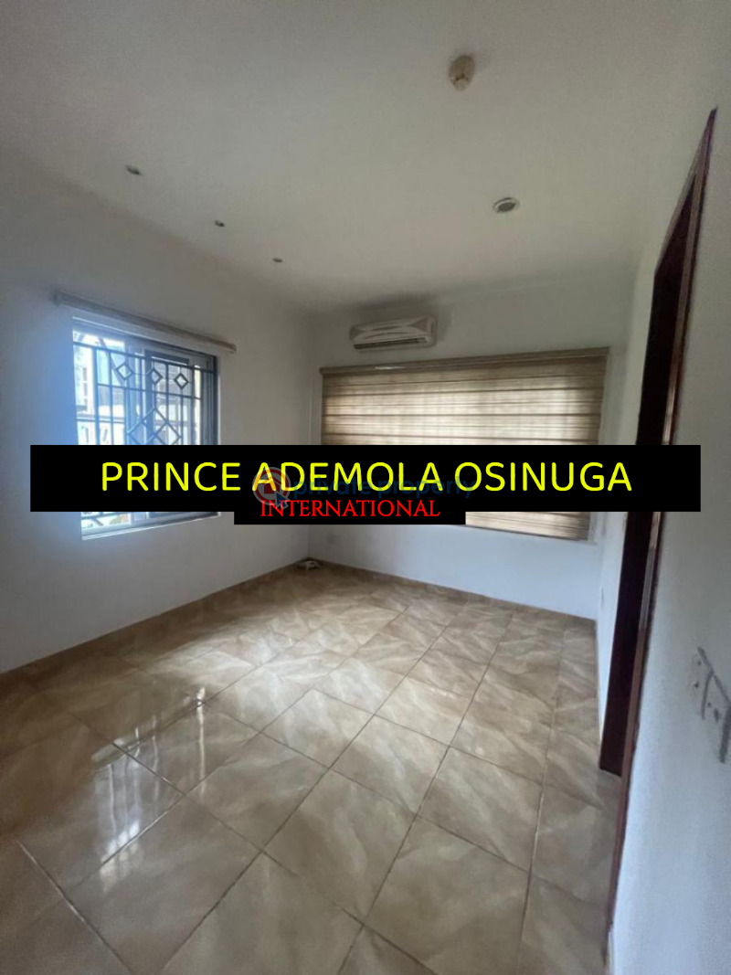 4 bedroom Terraced Duplex For Rent Old Ikoyi Lagos - 5