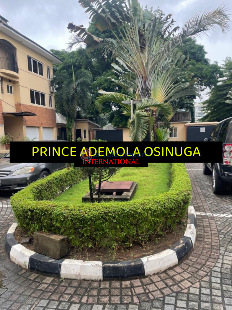 4 bedroom Terraced Duplex For Rent Old Ikoyi Lagos - 2