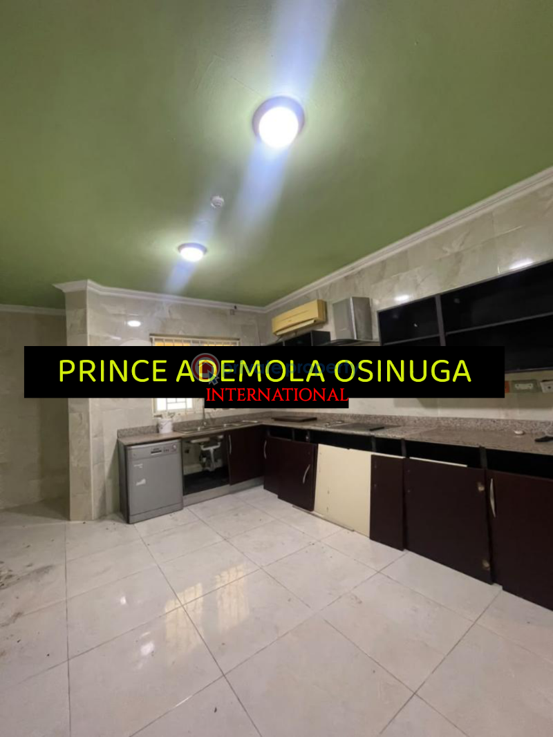 4 bedroom Terraced Duplex For Rent Banana Island Estate Banana Island Ikoyi Lagos - 3