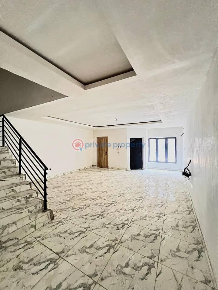 Luxury 4 bedroom terrace with bq and swimming pool - 8 4 bedroom Terraced Duplex For Rent Lekki Phase 1 Lagos - 8