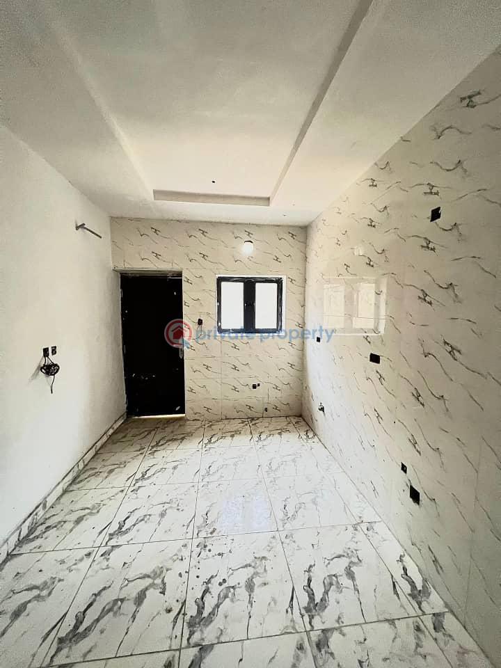 Luxury 4 bedroom terrace with bq and swimming pool - 1 4 bedroom Terraced Duplex For Rent Lekki Phase 1 Lagos - 1