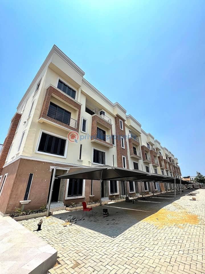 Luxury 4 bedroom terrace with bq and swimming pool - 7 4 bedroom Terraced Duplex For Rent Lekki Phase 1 Lagos - 7