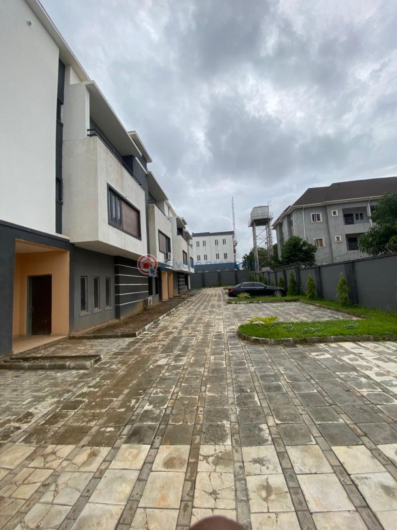 4 bedroom Terrace For Rent Galadimawa Abuja Phase 3  - 2