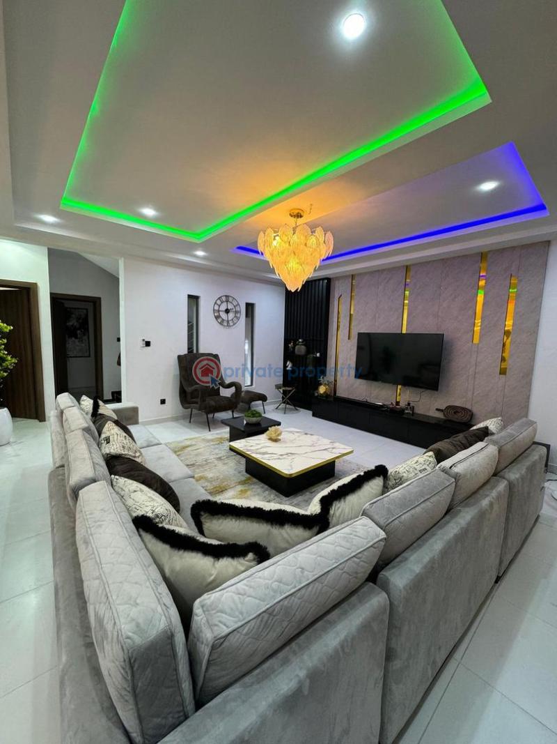 4 bedroom Self Contain Short let Matmoses Court Ologolo Lekki Lagos - 13